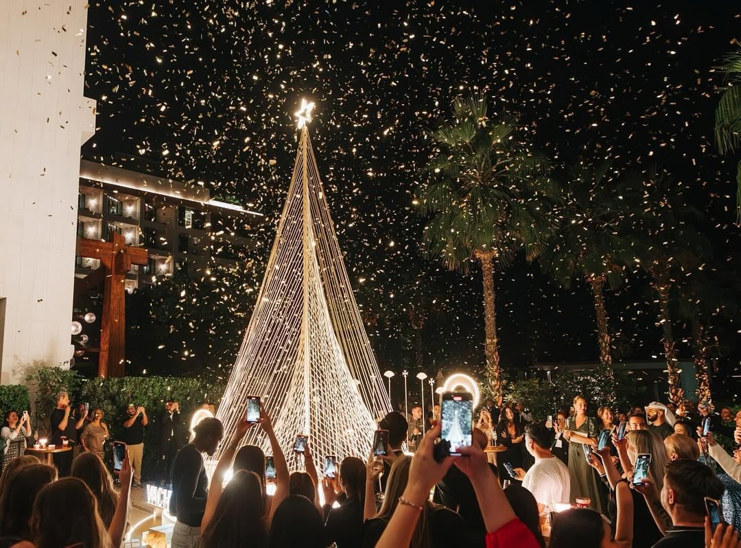 Mandarin Oriental Christmas Tree Unveiling